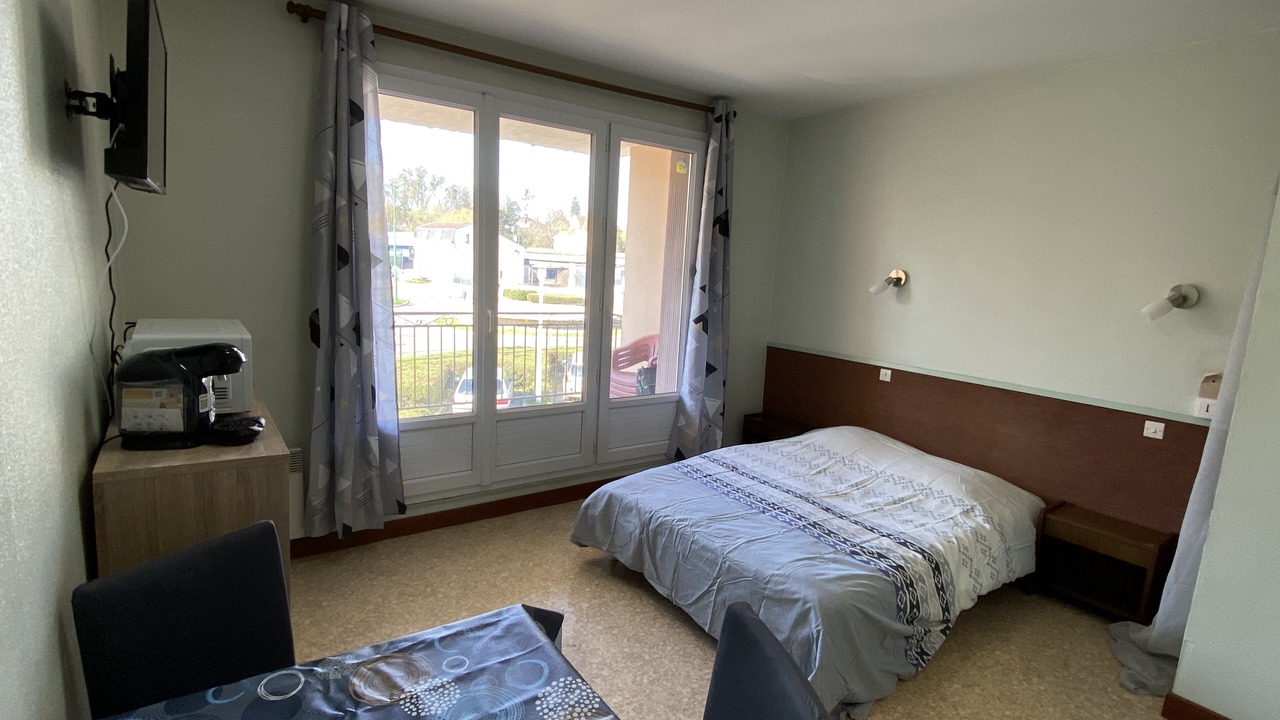 Photo of Bedroom in Bourbonne-les-Bains