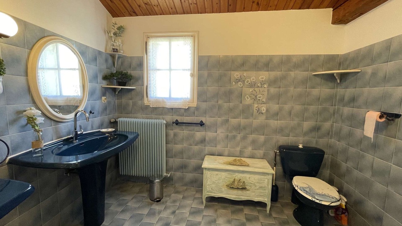 Photo of Bathroom in Noirmoutier-en-l'Ile