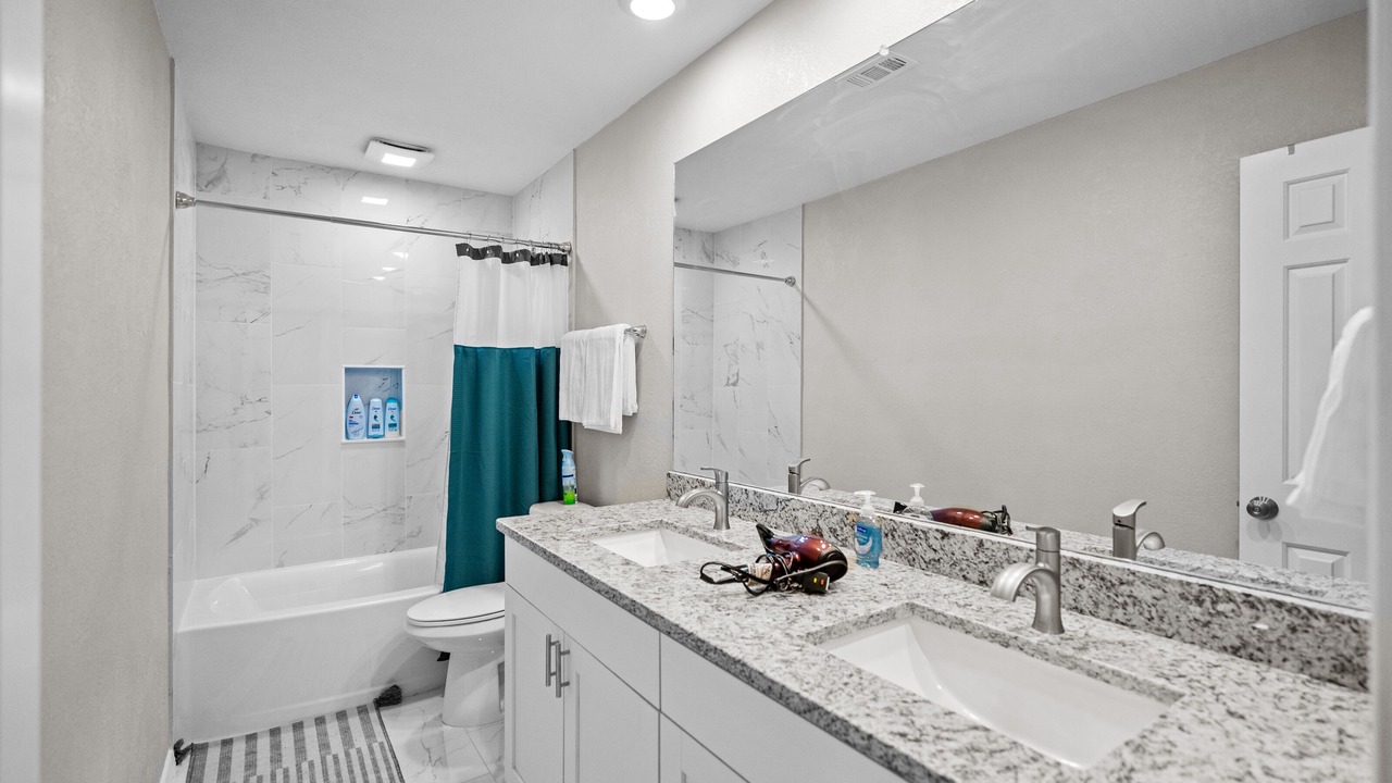 Photo of Bathroom in Southwest Carrollton