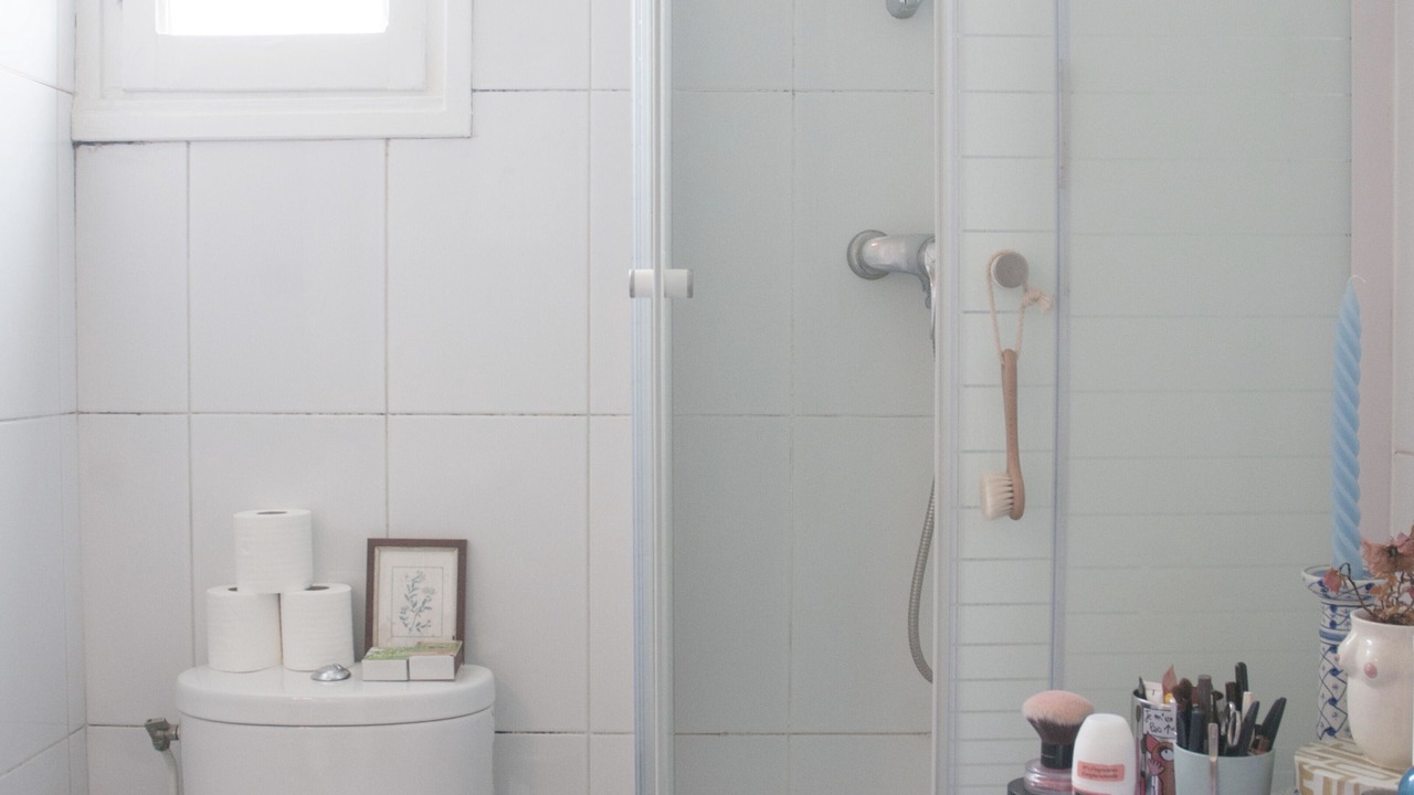 Photo of Bathroom in 18th Arrondissement