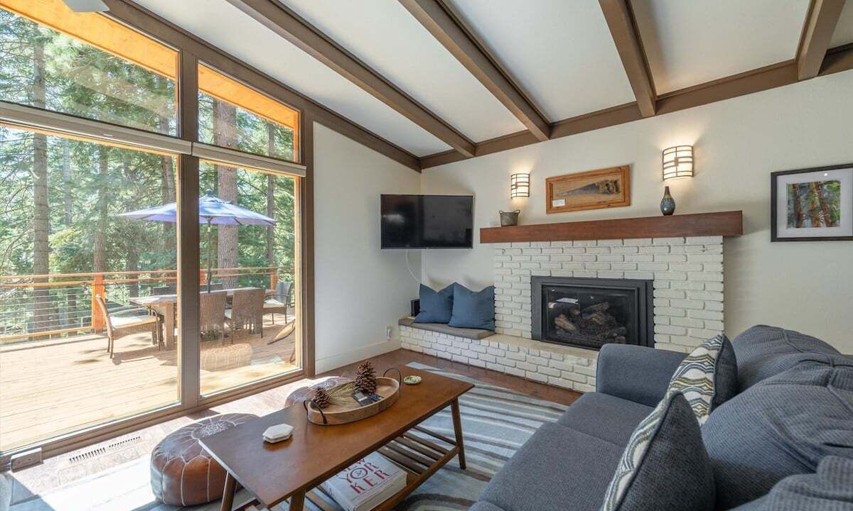 Photo of Bedroom in Carnelian Bay