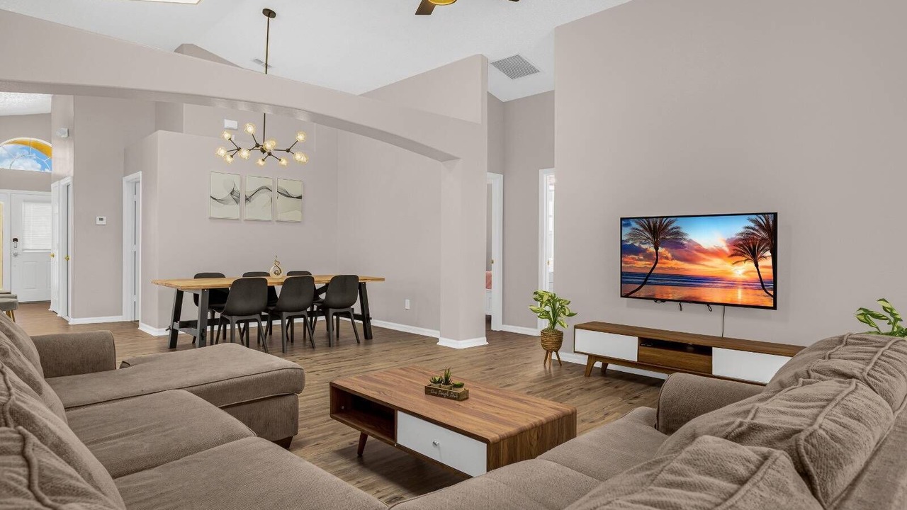 Photo of Livingroom in Windsor Palms