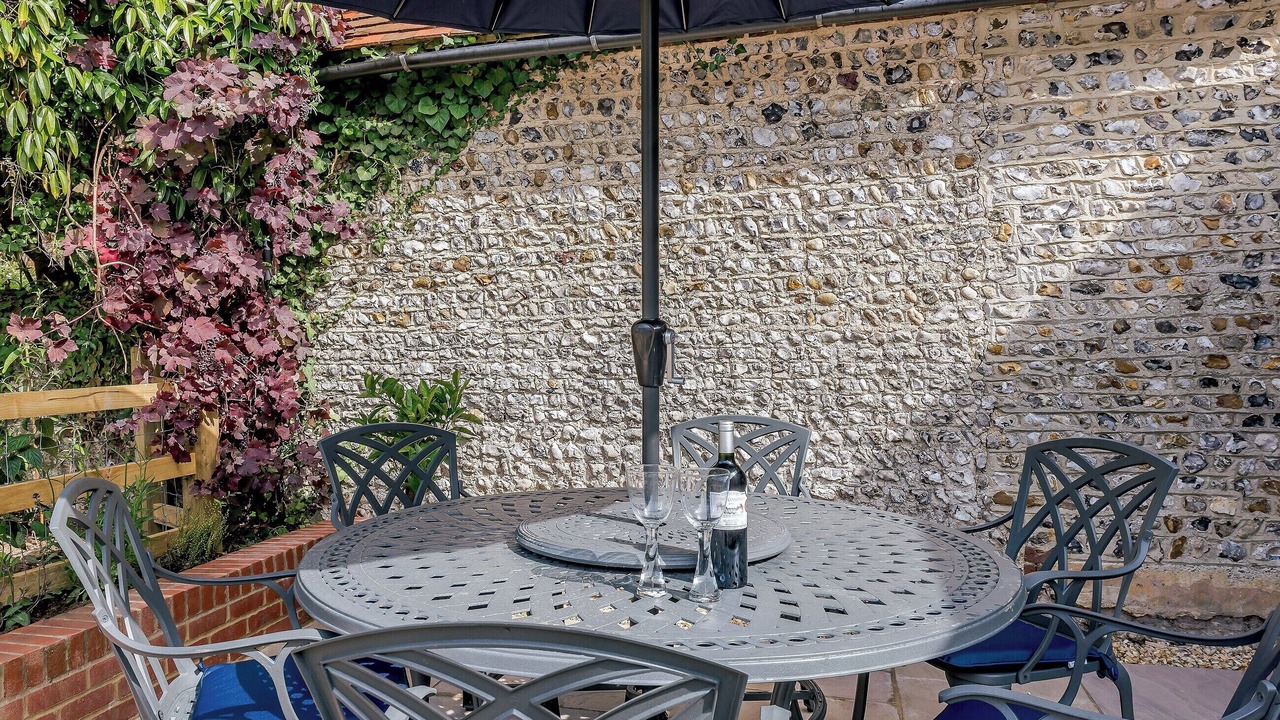 Photo of Others in Tangmere