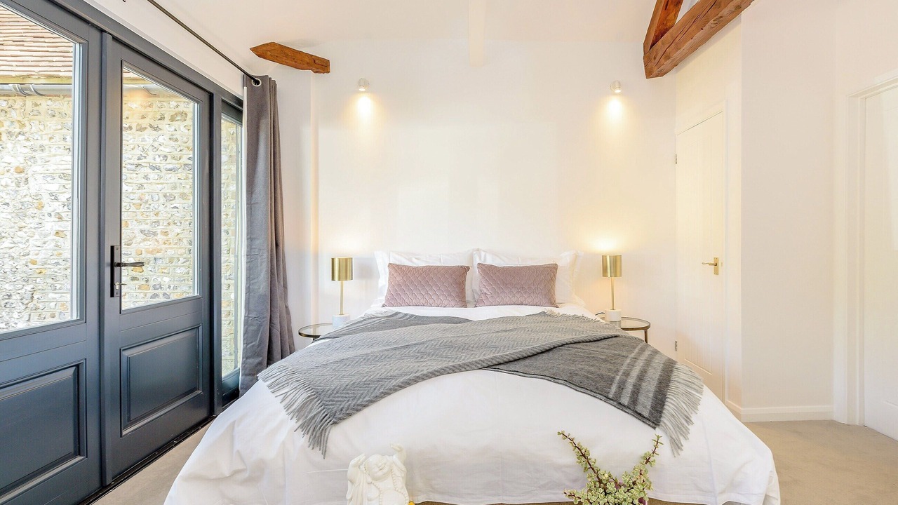 Photo of Others in Tangmere