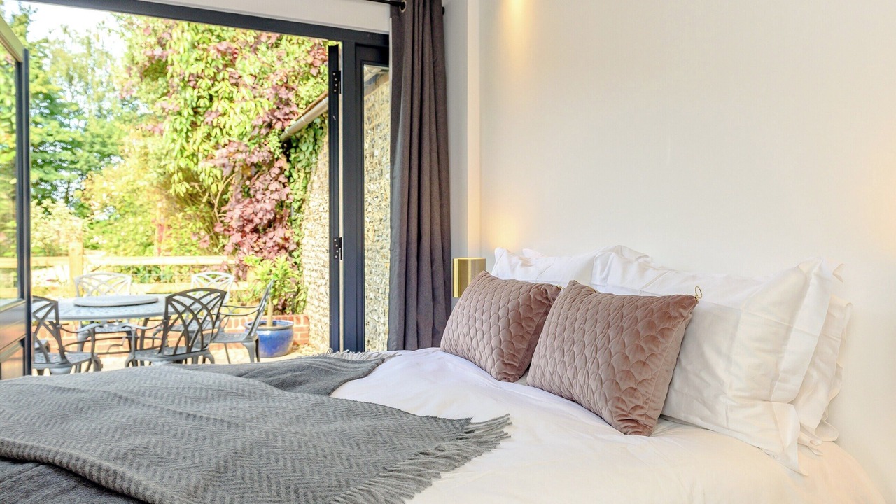 Photo of Others in Tangmere