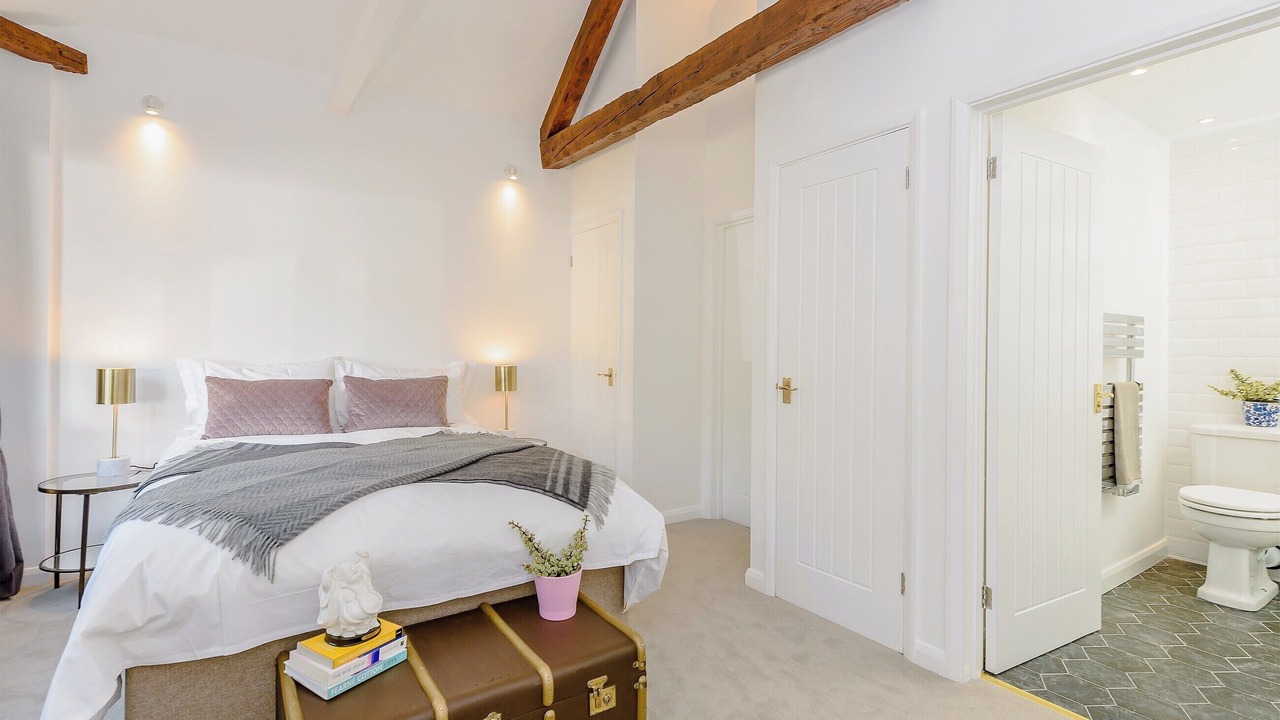 Photo of Others in Tangmere