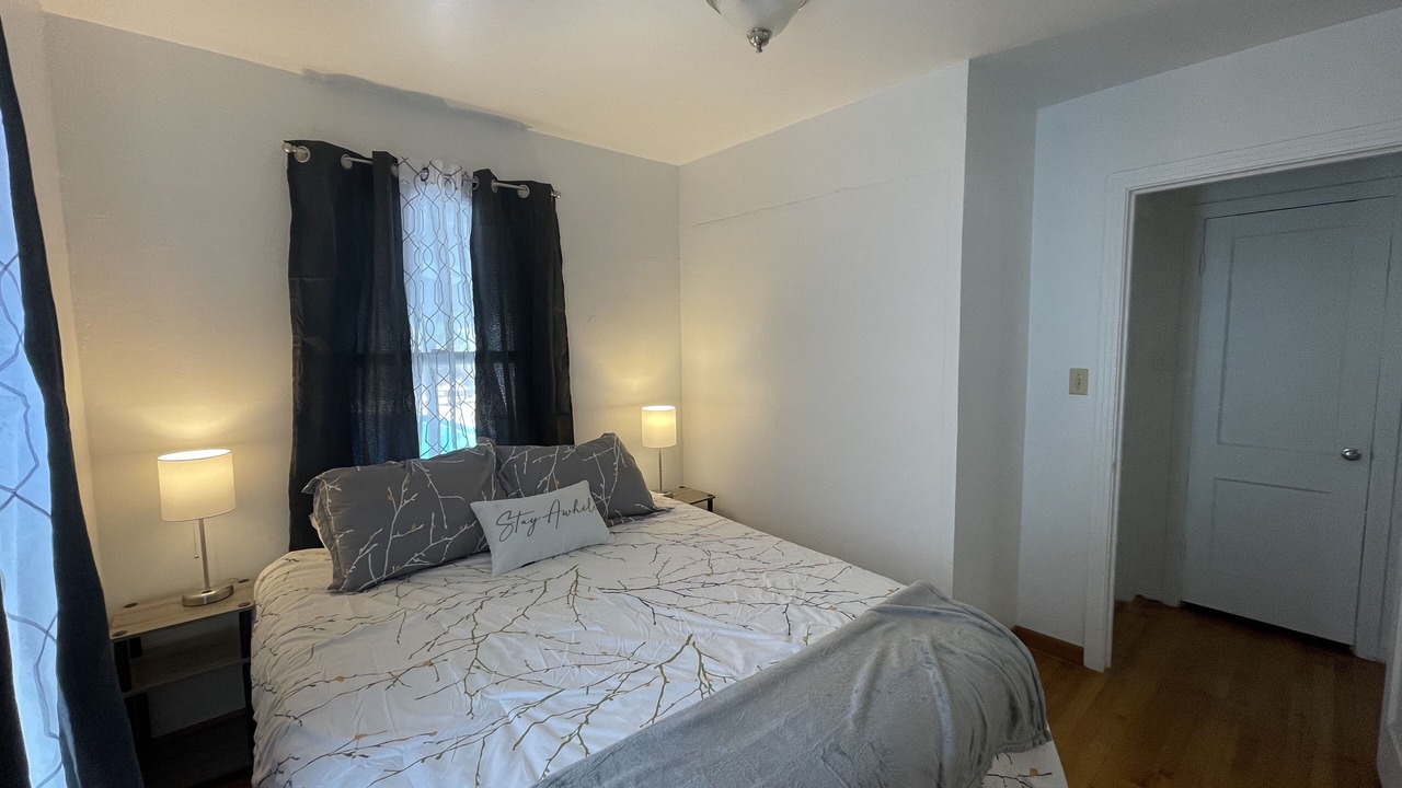 Photo of Bedroom in Salina