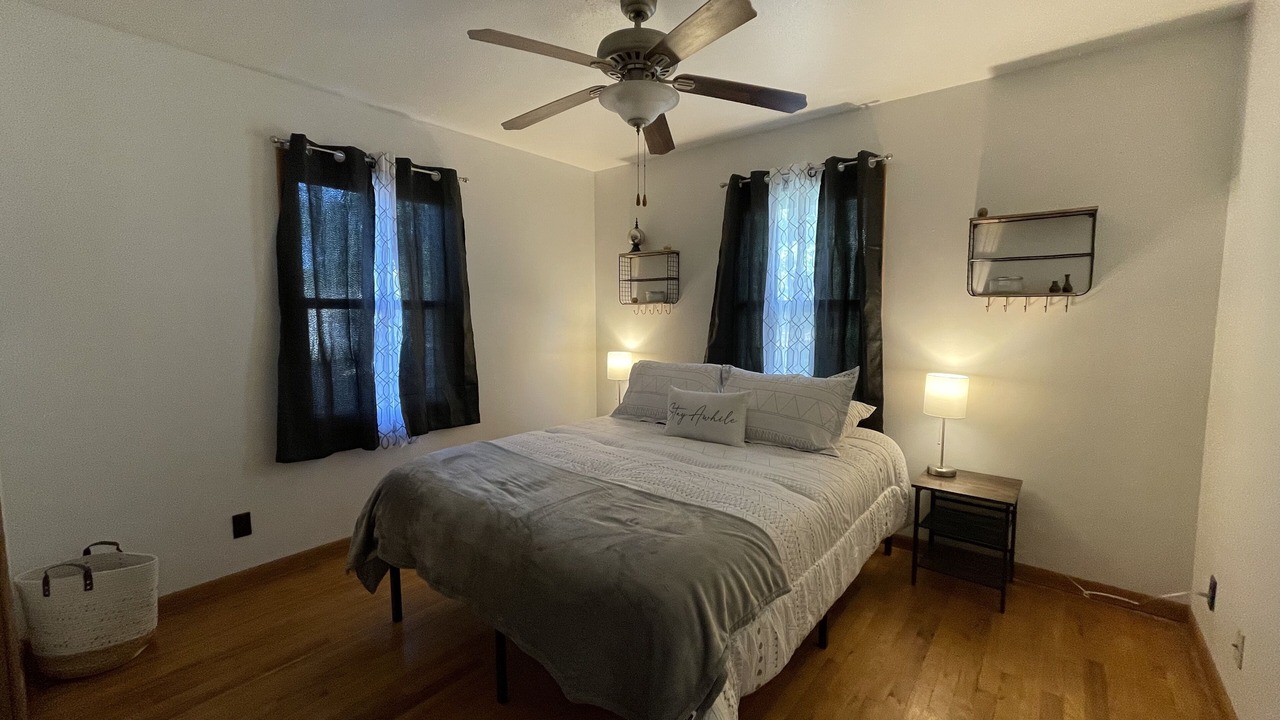 Photo of Bedroom in Salina