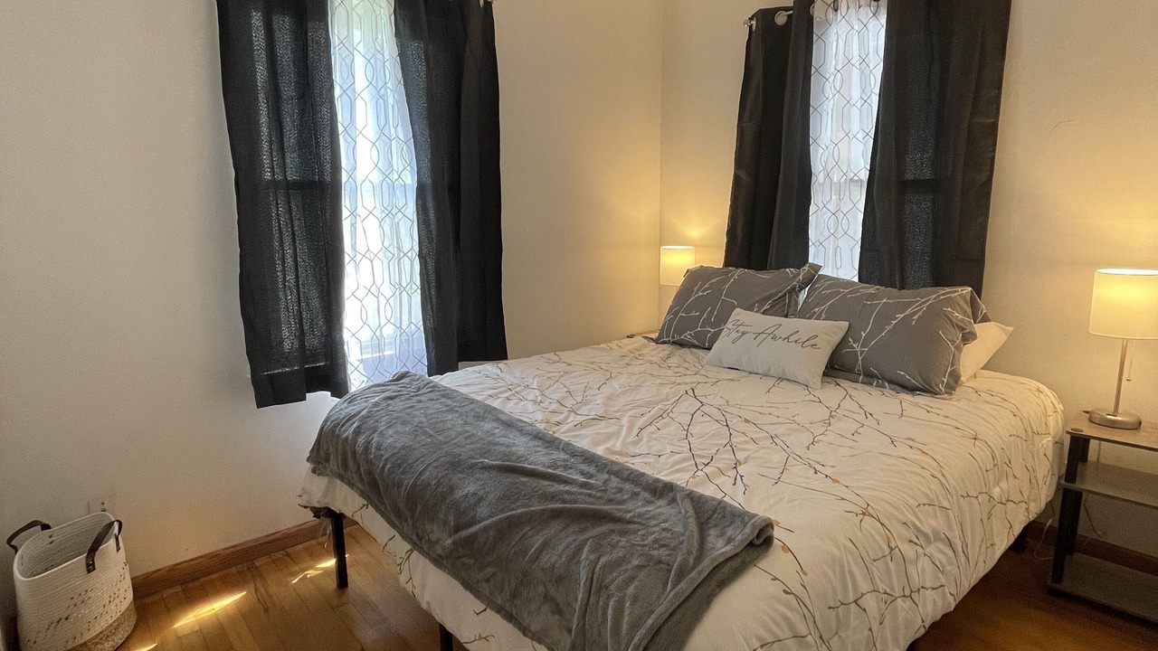 Photo of Bedroom in Salina