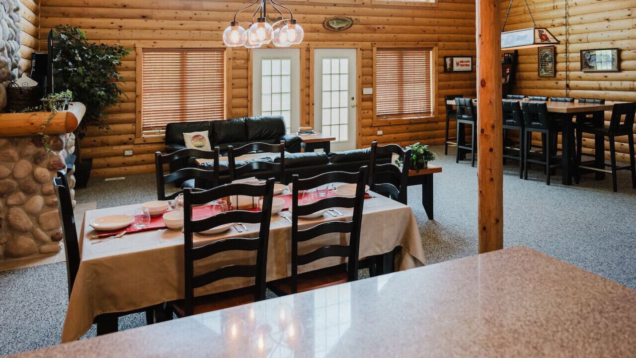 Photo of Livingroom in Oglesby