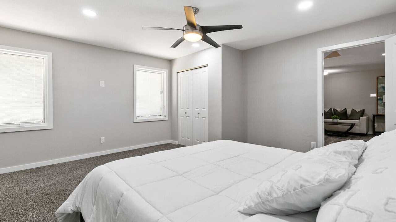 Photo of Bedroom in Grand Prairie