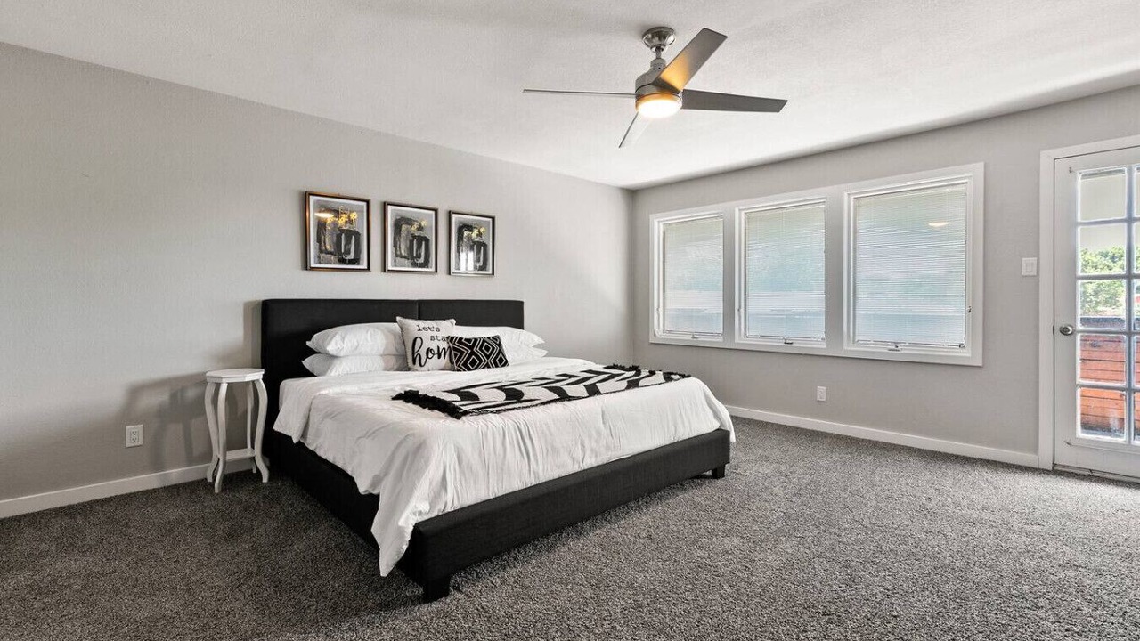 Photo of Bedroom in Grand Prairie
