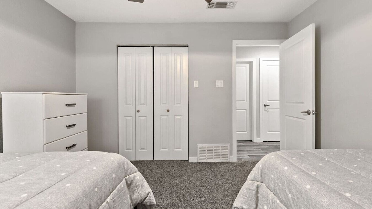 Photo of Bedroom in Grand Prairie