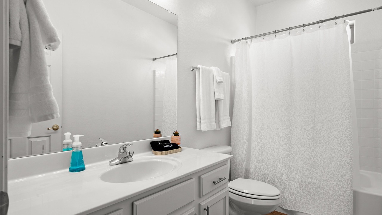 Photo of Bathroom in Cottonflower