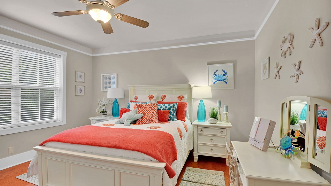 Photo of Others in Saint Simons Heights