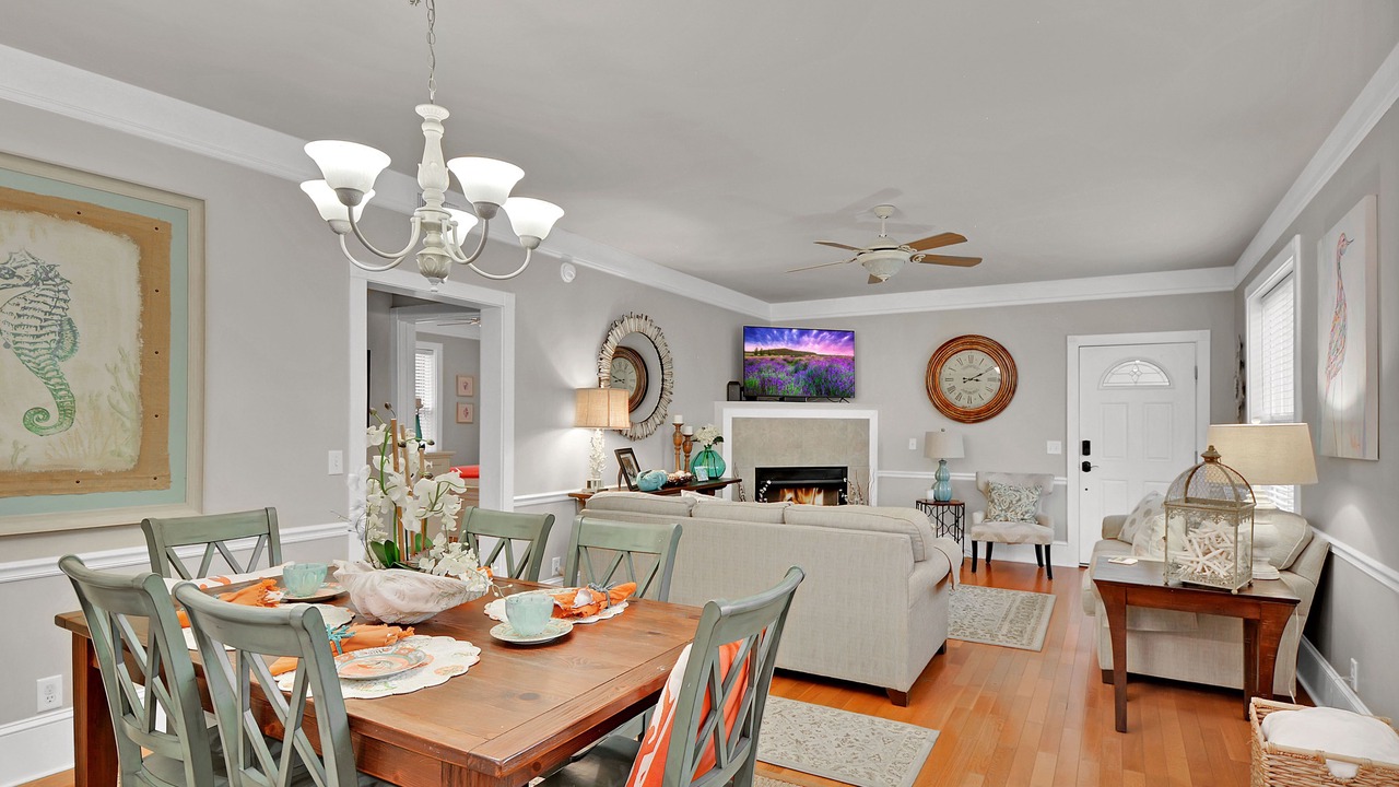 Photo of Others in Saint Simons Heights