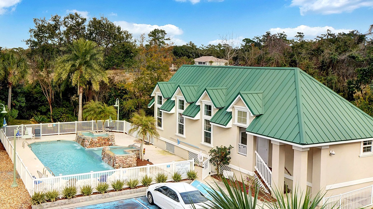 Photo of Others in Saint Simons Heights