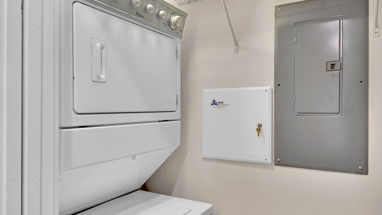 Photo of Others in Saint Simons Heights