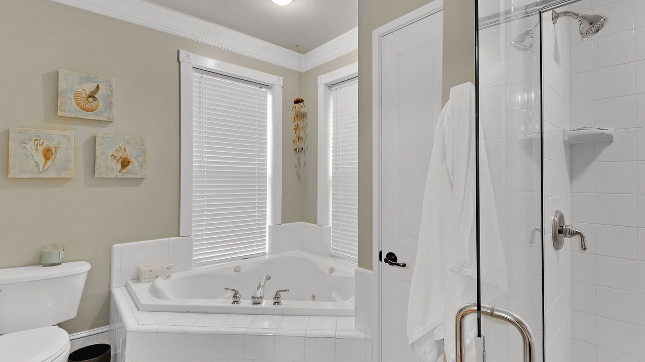 Photo of Others in Saint Simons Heights