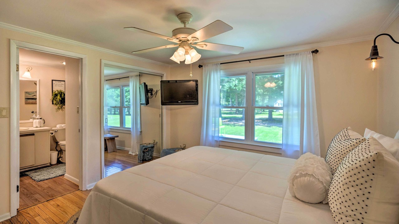 Photo of Bedroom in Reedville