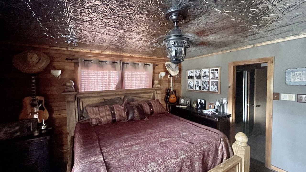Photo of Bedroom in Tomball
