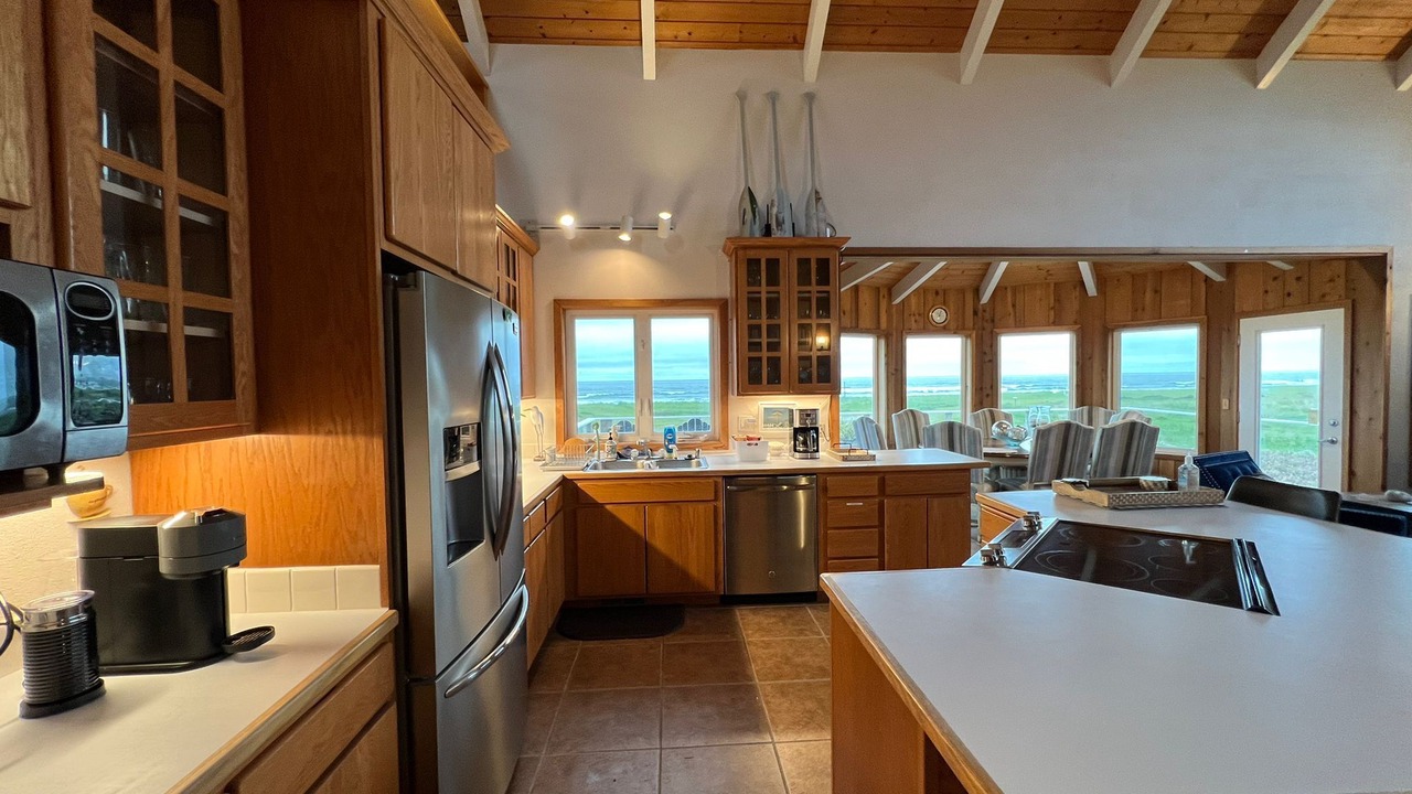 Photo of Kitchen in Cohassett Beach