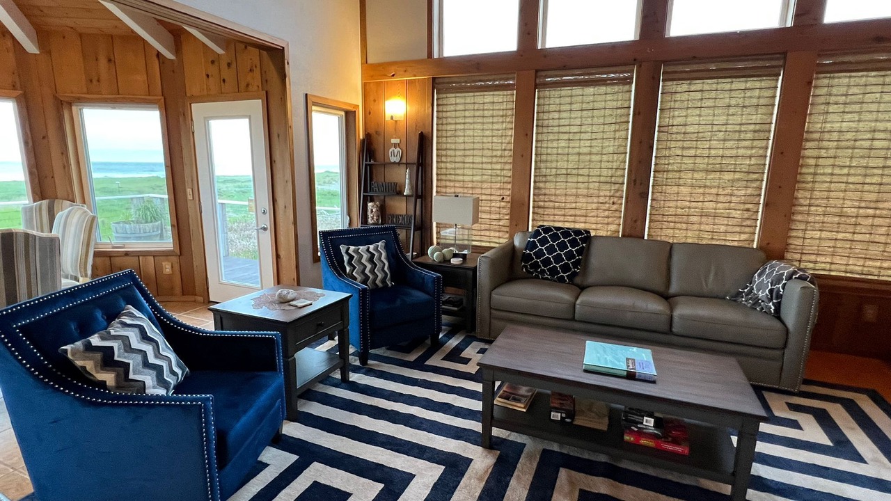 Photo of Livingroom in Cohassett Beach