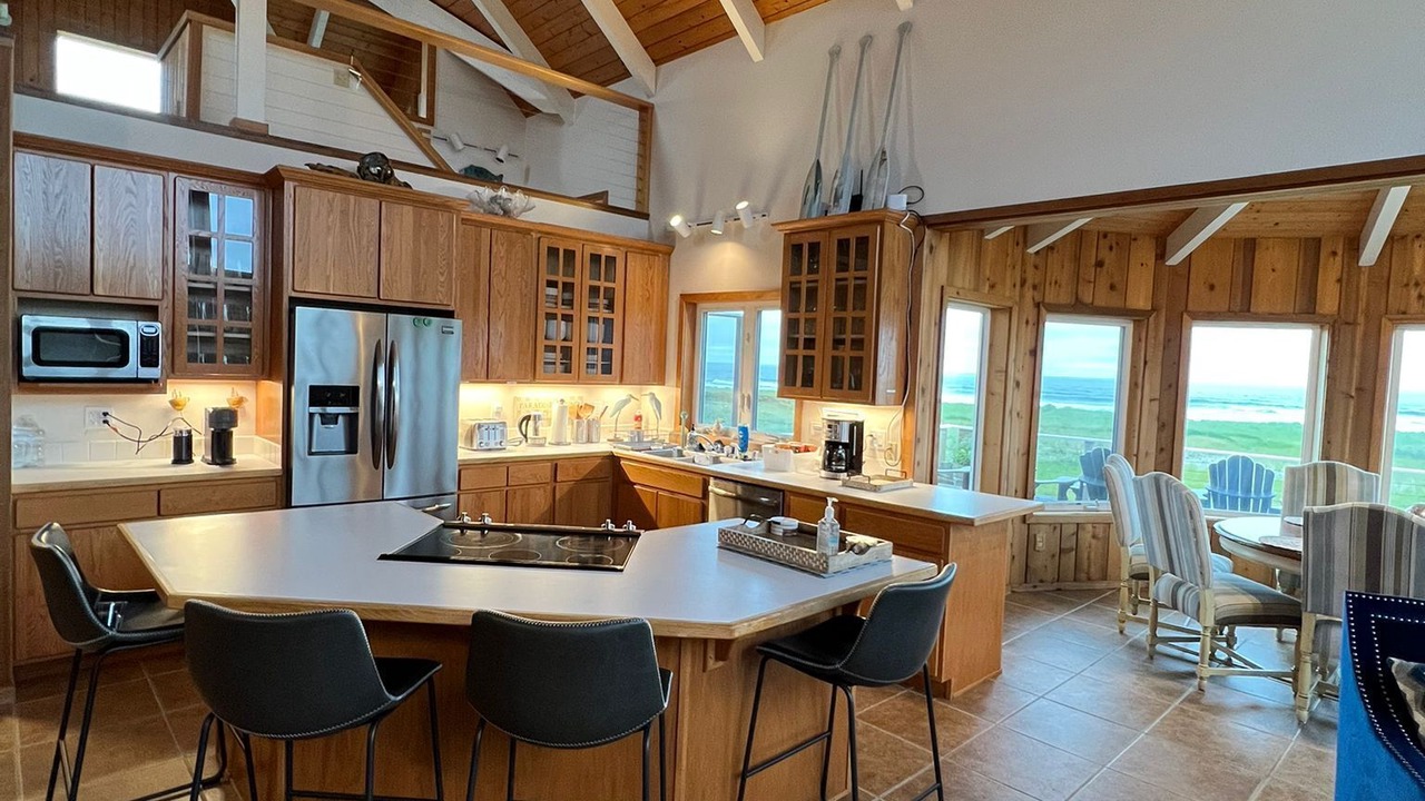 Photo of Kitchen in Cohassett Beach