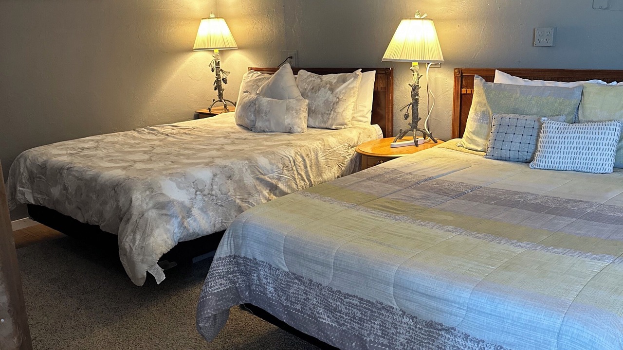 Photo of Bedroom in Salmon