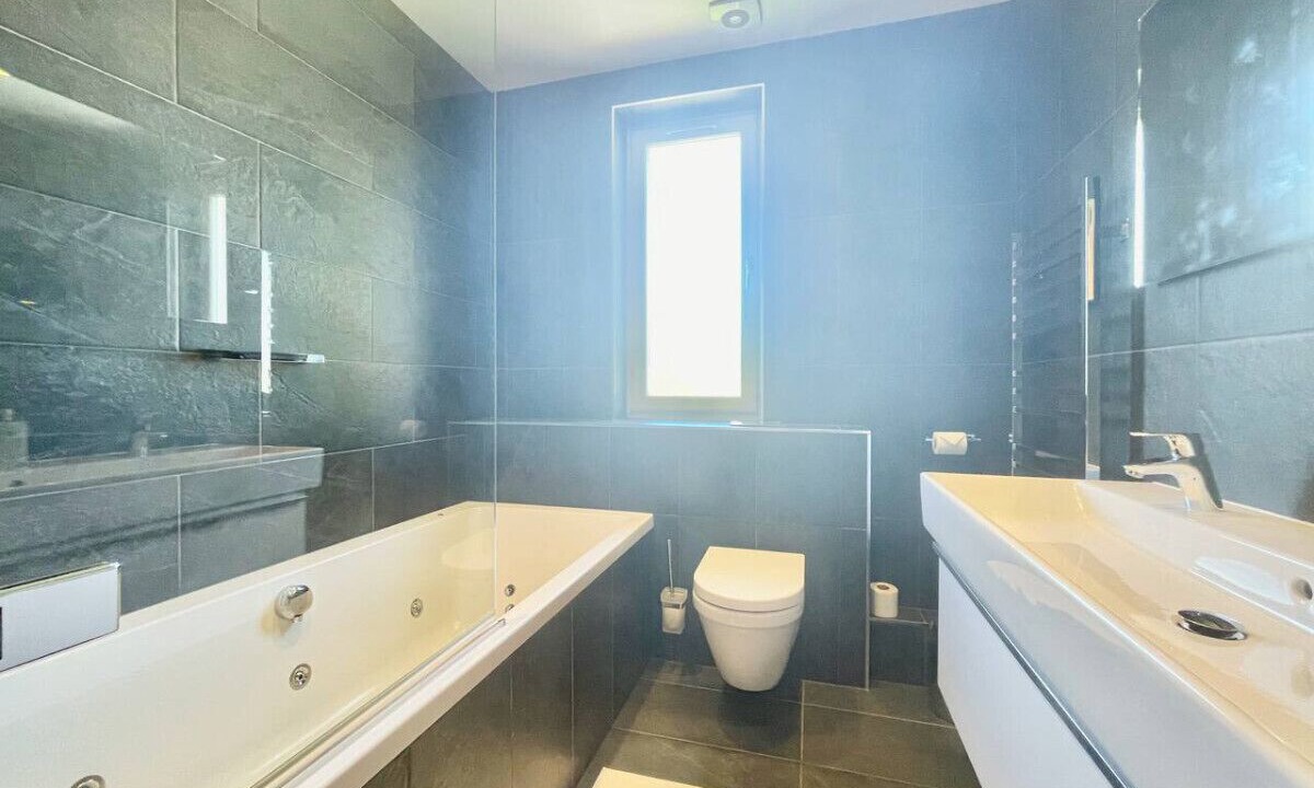 Photo of Bathroom in Glasgow