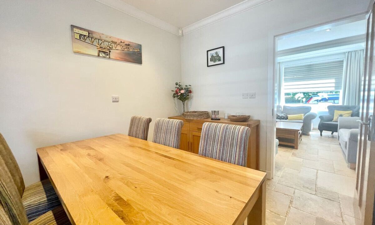 Photo of Others in Glasgow