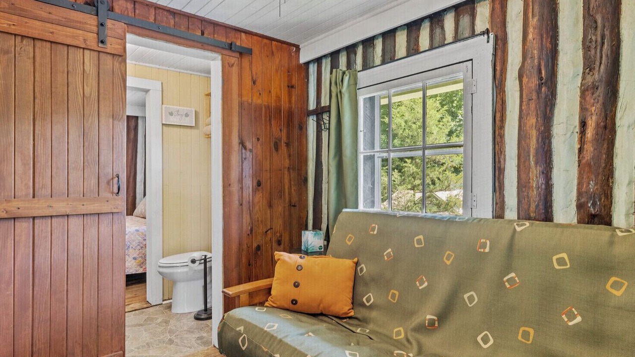 Photo of Livingroom in Chimney Rock