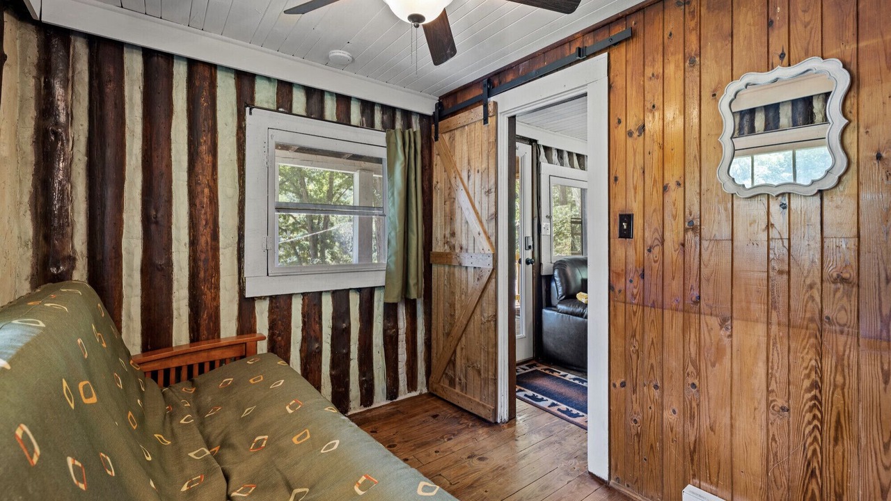 Photo of Livingroom in Chimney Rock