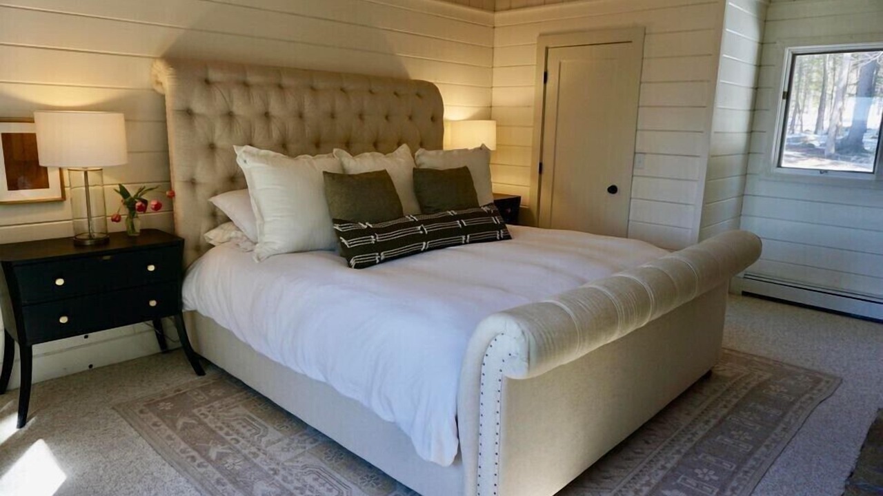 Photo of Bedroom in Beaver Cove