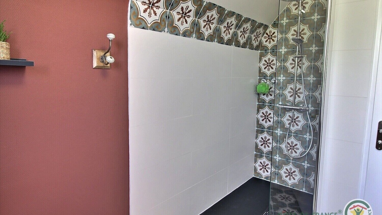 Photo of Bathroom in Ploumagoar