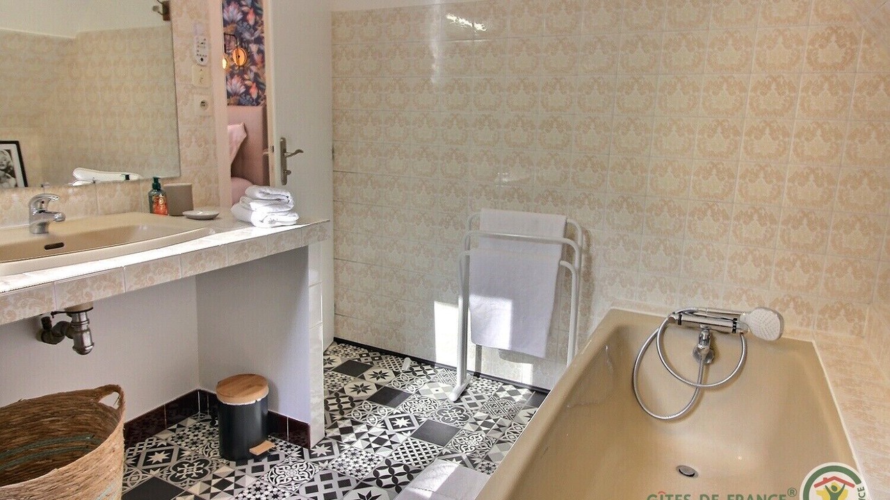 Photo of Bathroom in Ploumagoar