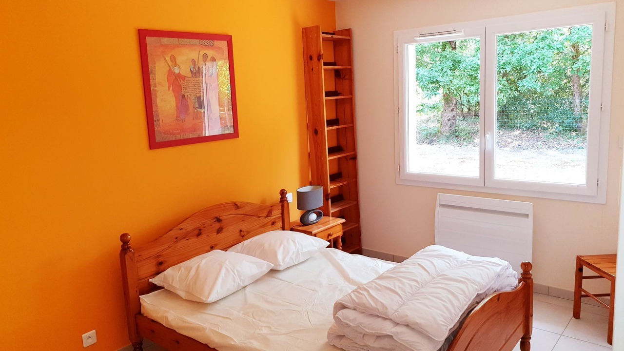 Photo of Bedroom in Gastes