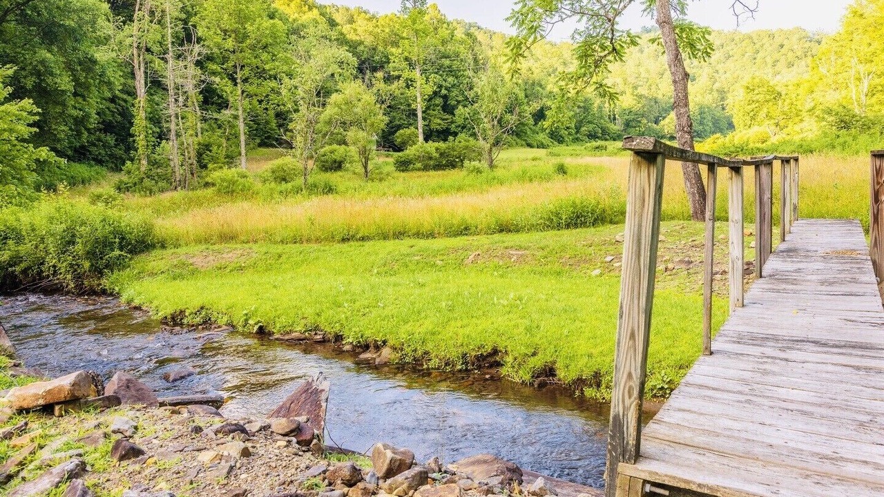 Photo of Outdoor in Topton