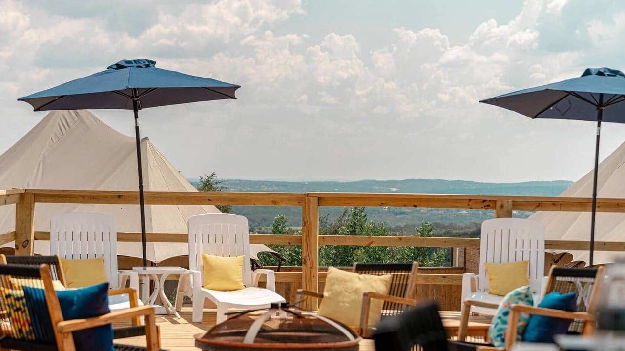 Photo of Outdoor in Oatmeal