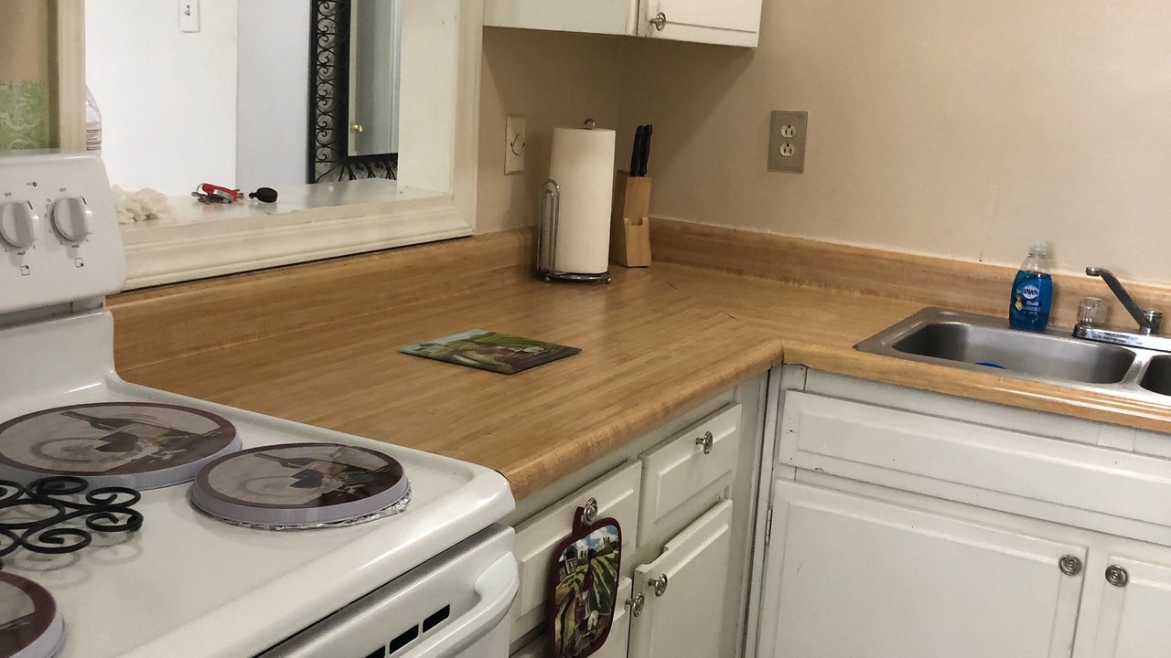 Photo of Kitchen in Woodlake - Briar Meadow