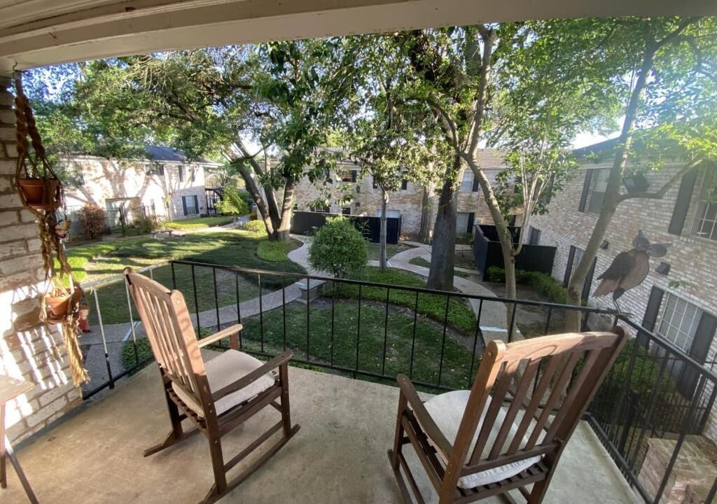 Photo of Outdoor in Woodlake - Briar Meadow