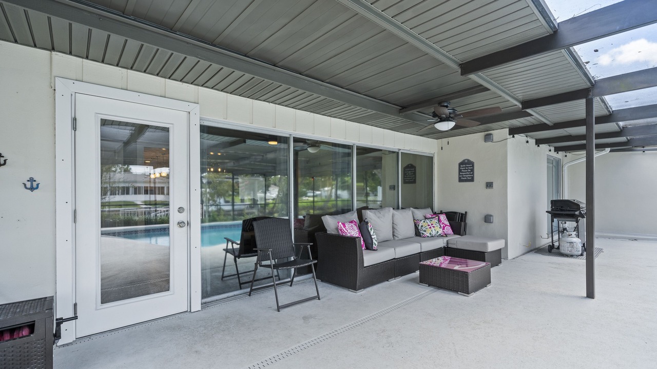 Photo of Patio Balcony in Indian Waters