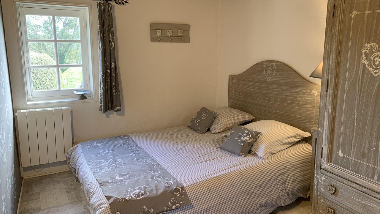 Photo of Bedroom in Vimoutiers