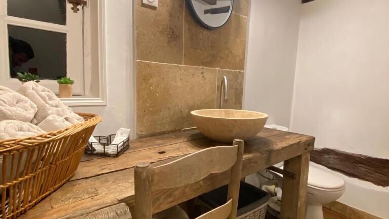 Photo of Bathroom in Vimoutiers