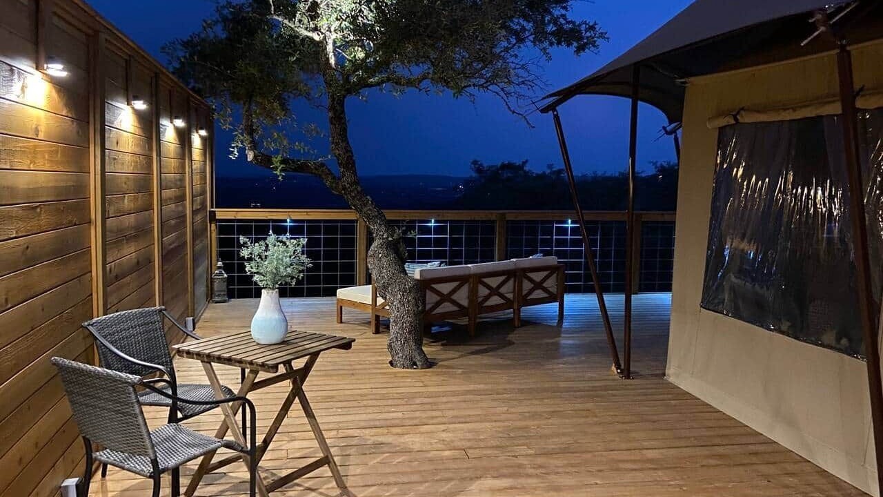 Photo of Patio Balcony in Oatmeal