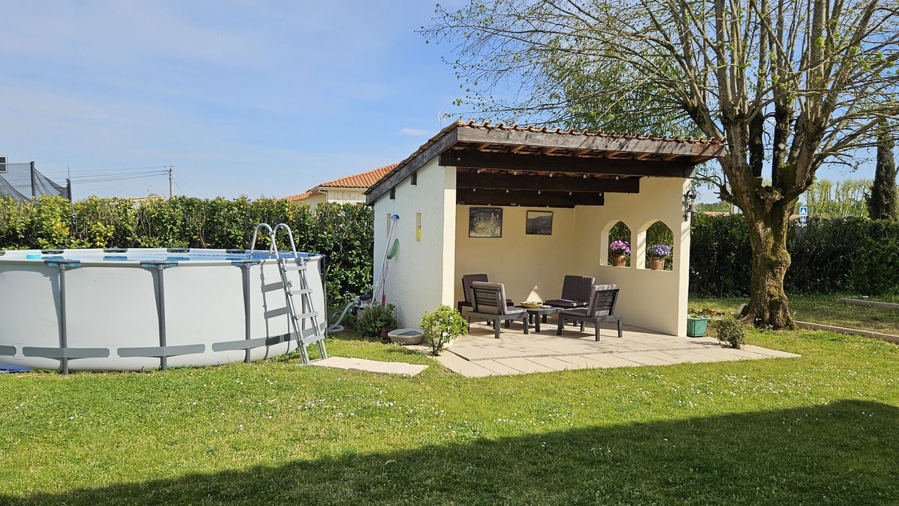 Photo of Patio Balcony in Coutras
