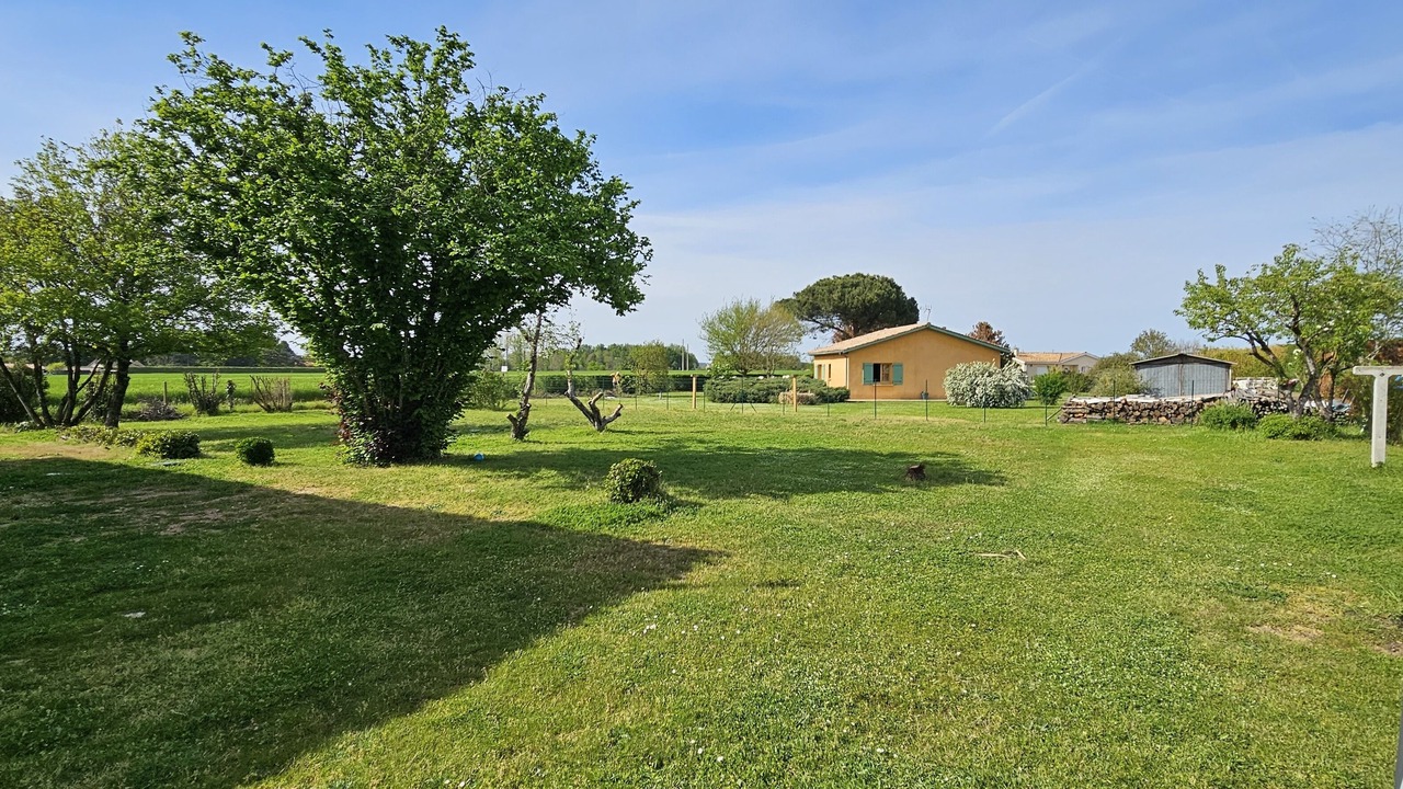 Photo of Outdoor in Coutras