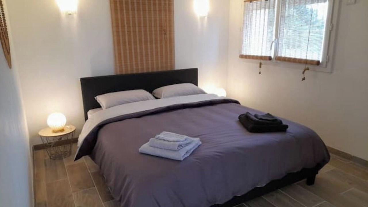 Photo of Bedroom in Coutras