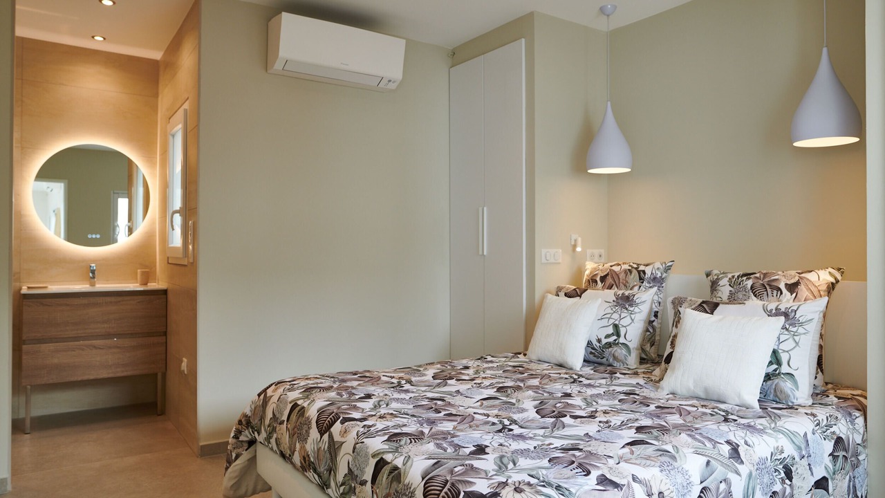Photo of Bedroom in Sete