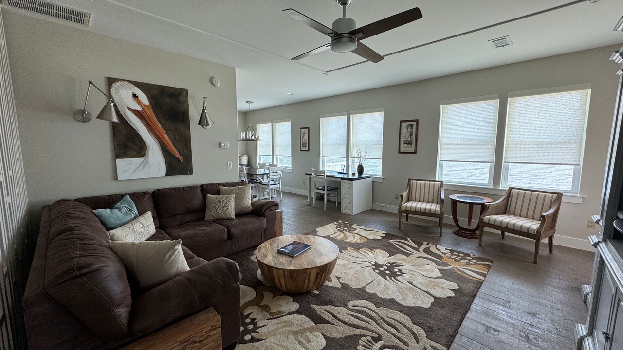 Photo of Livingroom in Alligator Point